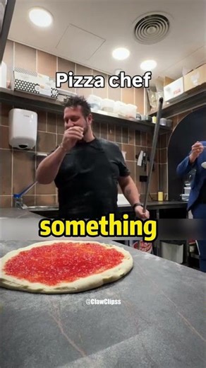 This Pizza Peel Challenge Proves Experience Matters! 😱 #shorts