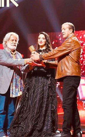 L’innocence parle — les mots d’une gagnante au grand cœur Victoire avec humilité, succès avec innocence De rêveuse à gagnante, mais toujours la même âme innocente Thank you, Zina Larab, for turning AWC17 into a lasting memory. | Kabyle USA DZ