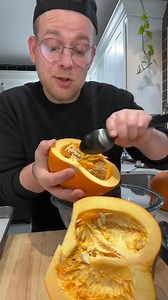 Did you know Pumpkin Purée was this easy to make？ 😁 #homemade #pumpkin #puree #pumpkinpuree #easyrecipe #try #fyf Pumpkin Purée Pie Pumpkins (aka： sugar pumpkins) Preheat oven to 350°F. Prep the pumpkins by c #food #foodie #foodporn #instafood #foodphotography #homemade #yummy #foodstagram #foodlover #delicious #foodblogger #chef #cook #dinner #healthyfood #tasty #instagood #homecooking #love #kitchen #lunch #foodies #cookingathome #foodgasm #eat #baking #healthy #cheflife #recipes #usa #Amazin