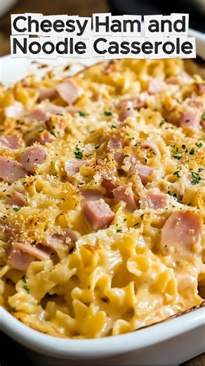 quotidian recipes on Instagram: "Cheesy Ham and Noodle Casserole Creamy, cheesy, and the perfect way to use leftover ham, this comforting casserole is a family favorite. It’s quick to prep and ideal for cozy weeknights, post-holiday meals, or bringing to a Christmas potluck. Ingredients: 12 oz egg noodles 2 cups diced cooked ham 1 1/2 cups frozen peas or mixed vegetables (optional) 1 (10.5 oz) can cream of mushroom or cream of chicken soup 1 cup sour cream 1/2 cup milk 1/2 tsp garlic powder 1/2