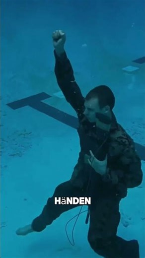 Verrücktes Training der Marinesoldaten