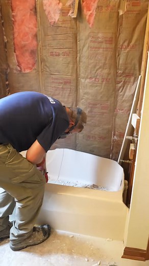 5.2K views · 20 reactions | LEARN how to efficiently convert a tub to a walk-in shower  Enroll in my online course  httpsbit.ly3ZFSCgV Avoid costly mistakes!  LEARN the best practices on how to sur#trading #sticker #fblifestyle | Bathroom Remodelingteacher | Facebook