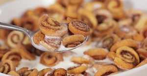 DIY Mini Cinnamon Roll Cereal to Fuel Your Nostalgia