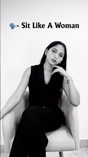 Sitting poses for women 🤍 #bossy #sittingposes #posesforgirls