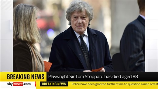 "He was probably Britain's leading playwright." Theatre critic Mark Shenton reflects with Sky's Jonathan Samuels on the life of Sir Tom Stoppard, who has died aged 88. Sir Tom fled Nazi occupation in former Czechoslovakia and later won an Oscar. https://trib.al/TuVilys | Sky News