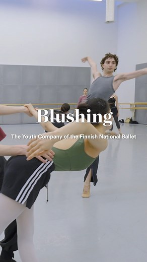 Dance in all its dimensions 🌀 Live from Helsinki, the young dancers of the Finnish National Ballet @oopperabaletti take the stage with a bold mix of past and present. From the timeless elegance of La Bayadère, reimagined by Javier Torres, to the raw, pulsing energy of Marco Goecke’s Blushing, and the evocative neoclassical flow of Julian Nicosia’s Fragments of Time. ➕ Full interview, cast and insights on OperaVision.eu 🔴 Join us on Saturday 1 March at 17:20 CET | OperaVision