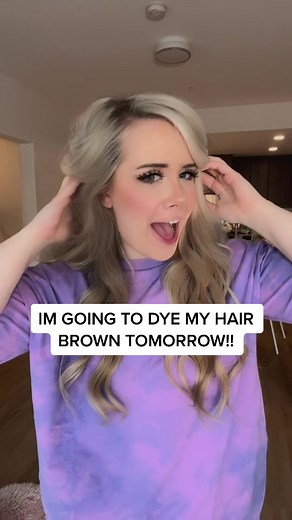 Blonde vs. Brown Hair: Which One to Choose?