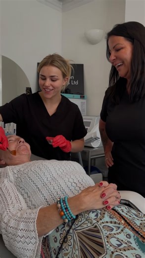 Meet Amy – the skin expert behind some of our most unreal transformations✨ If you’ve been seeing fresh, glowing, flawless results coming out of JPA lately… chances are, it’s Amy’s work🤍 Handpicked and trained by Julie, Amy brings expert knowledge, a calming presence and a true passion for skin health – helping clients transform dull, tired, congested skin into bright, smooth, glass-like complexions. And right now, there’s an exclusive offer on her VIP Glass Skin Facial down from £125 to £90🤯👀