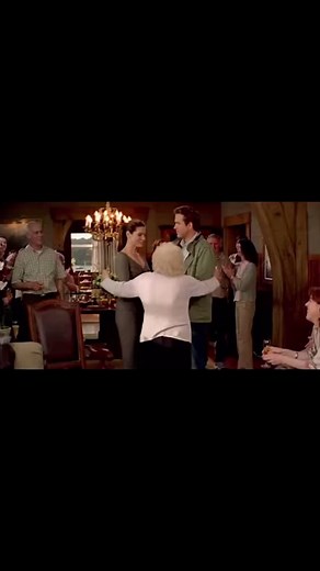 The Proposal Bloopers #blooper😂 #bloopers #theproposalmovie #theproposaledit #theproposalbloopers #ryanreynolds #sandrabullock #bettywhite #ryanreynoldsedit #sandrabullockedit #gagreel #bestcomedymovies #breakingcharacter