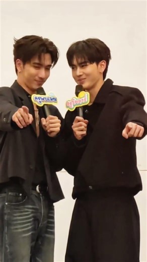 Santa's reaction was obvious, he loved it #perthsanta #loveyouteacher