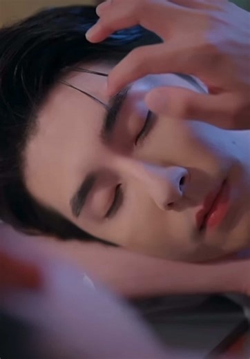 Drama: Love after Addiction February 6, 2026 showing Diyouxi suffered from insomnia. Later, he reunited with his high school classmate Yang Meng, the current rescue captain, during the filming of the program. He found that as long as he slept with Yang Meng, he would not have insomnia. #linfengsong #ChenWen #chinesebl #fyp #fypシ