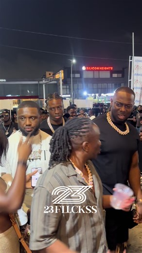 Ghanaian UK artiste @Headie One and Abracadabra logged in at @enzoaccra to party as we step in 2026🔥🔥 #23flickss #dettydecember #decemberinghana #accraghana🇬🇭 #viraltiktok