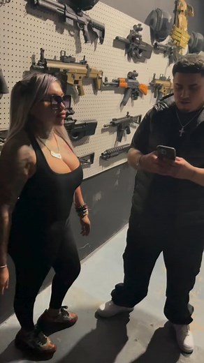 1.2K views | Clapping cheeks and getting slapped #Viral #Funny #Prank #Lab #Reels #Training #Baddies #Hotties | Randoughbando | Facebook