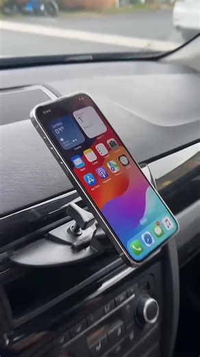 Get the most secure mount for your CarPlay screen with this 360° rotating CD slot mount! 🚗 Stability and flexibility in one easy-to-use product. #TiktokShopSpringGlowUp #CarPlay #PhoneMount #360Rotation #SecureFit