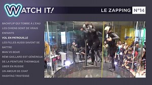 Un backflip qui tombe à l'eau, des filles pas très fair-play et un taxi pas comme les autres. C'est le Zap du Web de la semaine par Watch It! Abonnez-vous à la page pour n'en rater aucun ! | Watch It Fr & Be