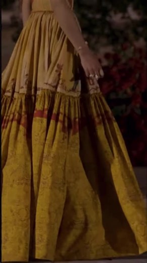 Dior Cruise 2023: Elegant Fashion Showcase