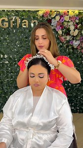 كورس تعليم لفات طرح العروسه حجاب كامل او نص حجاب واتعلمنا ازاي نثبت الحجاب والتاج والهيربيس كل ده هديه مع كورس الميكب الوتر بروف الاحترافي 🎁🔥🎁 لو نفسك تتعلمى تعملى ميكب ثابت وضد المايا سواء كنتى ميكب ارتست أو بتحبي الميكب بشكل شخصى ... 👈هنبدأ Waterproo professional makeup course هتتعلمى فيه اسرار وتكنيك لوكات كتير سواريه وخليجى وزفاف وشخصى .دة غير كورس لفات طرح العروسه هديه وتطبيق عملى كل يوم If you want to learn how to do Water proof makeup , whether you are a makeup artist or you like to d