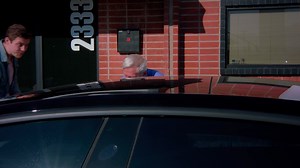 Guy Tries To cheat On Driving Test