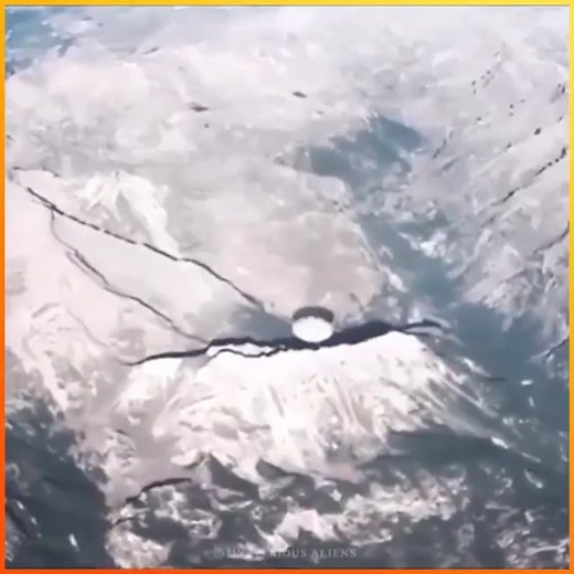 Close-up of a UFO in Antarctica recorded by camera… Join Group Watch More : Mysterious Aliens | UFO Secret