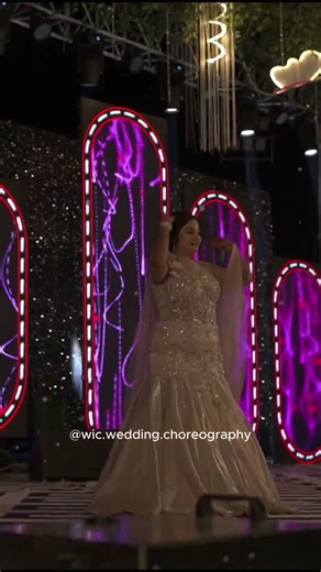 Heart-Touching Bride Performance | Dilbaro Song #sangeetdance #trending #shorts #weddingperformance