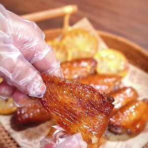 ⭐️Discover more cooking possibilities with the all-new Proscenic T22 Oil-Free Air Fryer. Here's a fun cooking project to try in the Proscenic Air Fryer in summer: Honey Lemon Chicken Wings 👏 | Proscenic