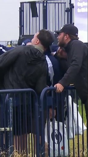 Daniel Brown doesn't seem nervous 😂🚬🤳