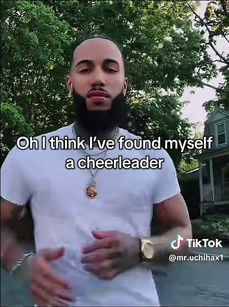 Anime Cheerleader Moments from Naruto and Bleach