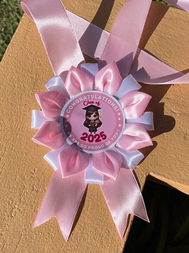 DIY Graduation Garland Tutorial