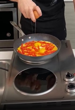 Viral Hot Cheeto omelette challenge | Turning a spicy snack into breakfast