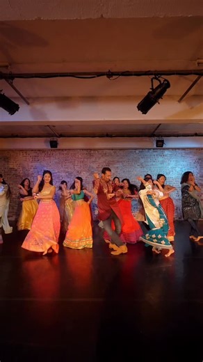 Bolly Flex - Bollywood Dancers | Weddings | Live Entertainment | Bole Chudiyan Dance (“Kabhi Khushi Kabhie Gham” Song) #bolechudiyan #bollywood #bollywooddance #trending #bollywoodsong | Instagram