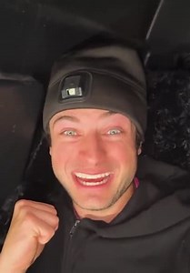 Zhong S01:E03 - I Built Secret Rooms in One Color