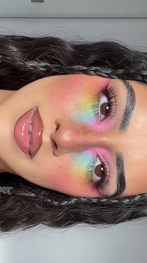 Stunning Rainbow Makeup Tutorial for Bold Looks