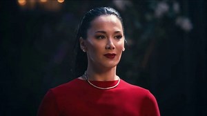 L'Oreal Paris Cosmetics Infallible Three-Second Setting Mist TV Spot, 'Advertising Stunt' Featuring Samantha Win