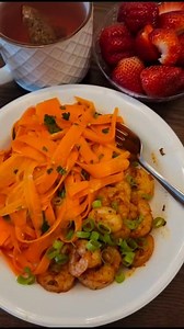 Repost ~ Carrot Salad Recipe ~ 4 carrots 1/2 inch of ginger 1 Clove of Garlic Cilantro - However much you prefer 1/2 tbsp Olive Oil 1 tbsp of Vinegar Or Apple Cider Vinegar (your preference) 1/2 tsp honey Salt to taste Blackpepper Let the salad sit for 5 minutes or more after mixing f you prefer it softer. | LiChee's Daily Vibe | Facebook