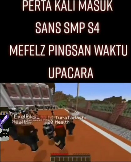 Exploring a Minecraft Town: Player Avatars Adventures