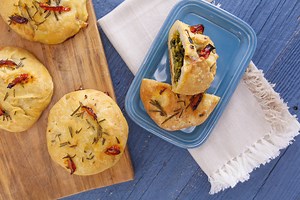 These mini strombolis can be filled with anything you want are definitely on our weekend menu! Get Scott Conant's recipe: http://rach.tv/2zpiP5T | Rachael Ray Show