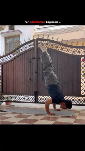 Handstand push-ups tutorial ❤️‍🔥.. #viralshort #fitneess #motivation #motivation #explorepage