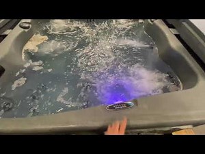 Agean Hot Tubs Used/ Refurbished Tuff Spas TT650