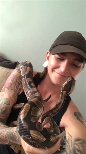 I also have pythons #howtoadult #python #snake #joshuatree #kisses #inked #model #snakewrangler #strangepets #toonme #inkedwoman #prince