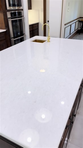 Quick Before & After‼️ We sanded and polished the seams for a smooth, seamless feel — then cleaned and sealed the entire countertop. Satisfying results every time. ✨ ##CountertopRestoration##HomeRenovation##BeforeAndAfter#satisfying #HoustonTX