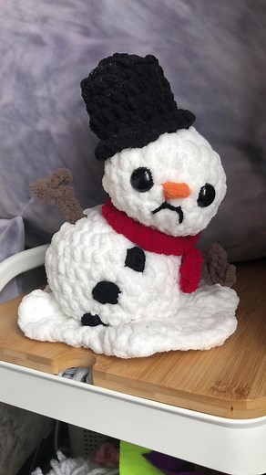 Puddles the Melting Snowman Crochet Pattern