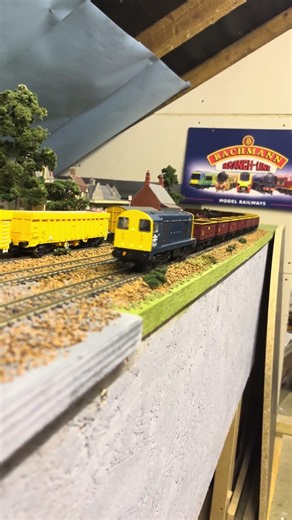 Bachmann Class 20 Sound #train #modeltrains #railway #railwaytrack #trainspotting