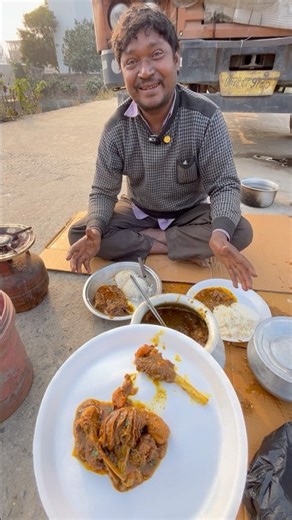 Truck driver sir from Uttarakhand fed mutton today #shorts #ytshorts