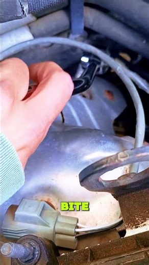 O2 Sensor Stuck or Stripped? Try THIS Removal Trick! #O2Sensor#CarRepair#AutoTips