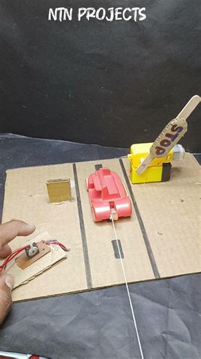 Automatic Road Entry Gate opening System 🔌⚡🚧 #simple #amazing #ideas #schoolproject #experiment