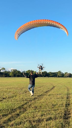 3.4M views · 27K reactions | FIRST SOLO 廒 Why wait years when you can fly next week?  Say NOW if you’re ready. #paramotororlando #paramotor #florida #learntofly #flysoon | Paramotor Orlando | Facebook