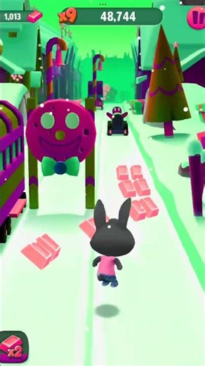 Talking Tom Gold Run Talking Becca Hits Raccoon In Snow Adventure Super Zones Village & Hit #Shorts