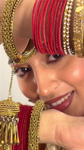 Explore Stunning Sari Designs from Tia.clo