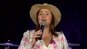 'The Island' the latest video from Irish country music singing sensation EFFIE Neill www.effieneillmusic.com | Hot Country TV