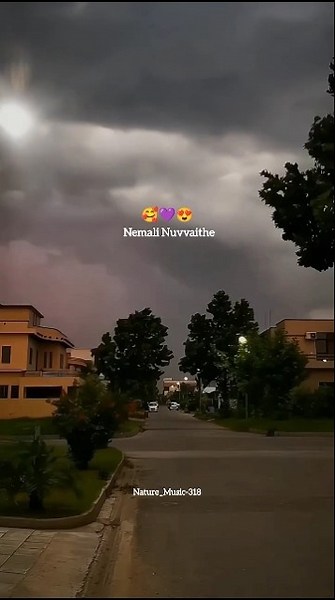 Aakashame Nuvvani 🥰💜#trendingshorts #explorepage #viralshorts #telugulovesongs #love #song#lovesong